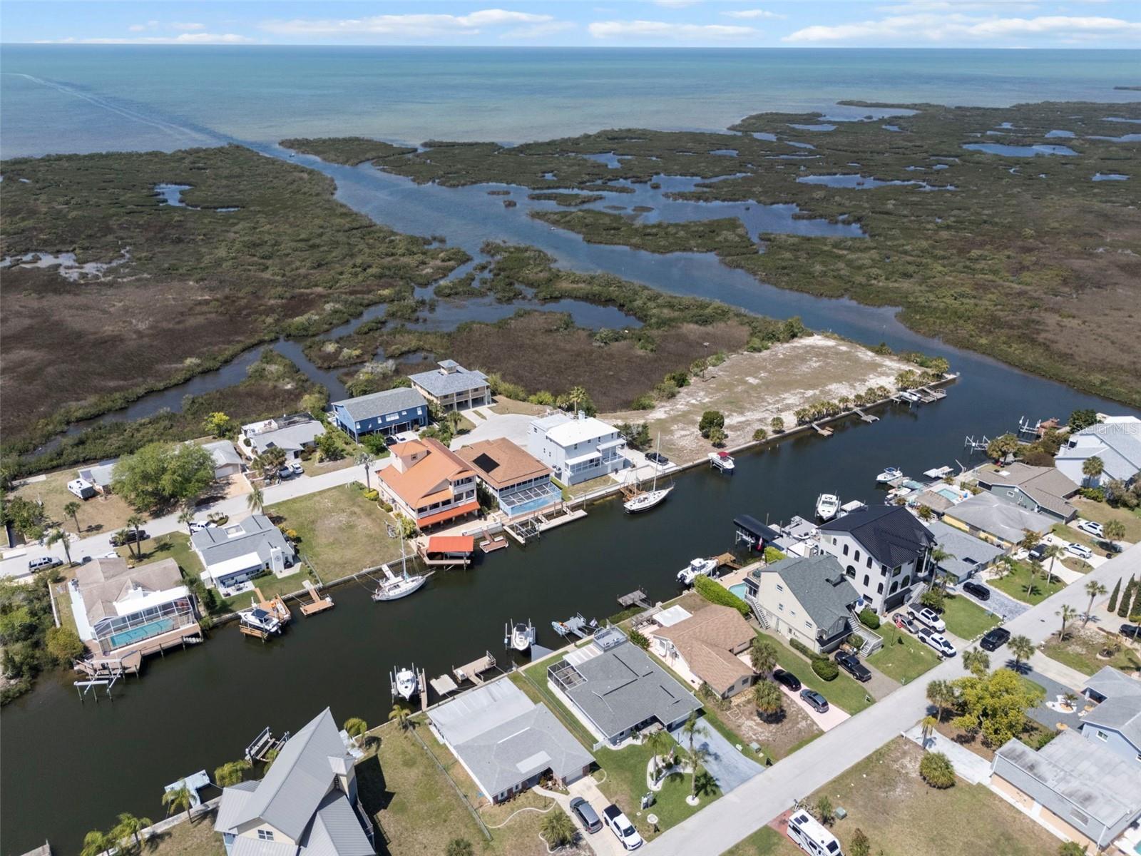 15627 DONZI DR, HUDSON, FL — photo 8