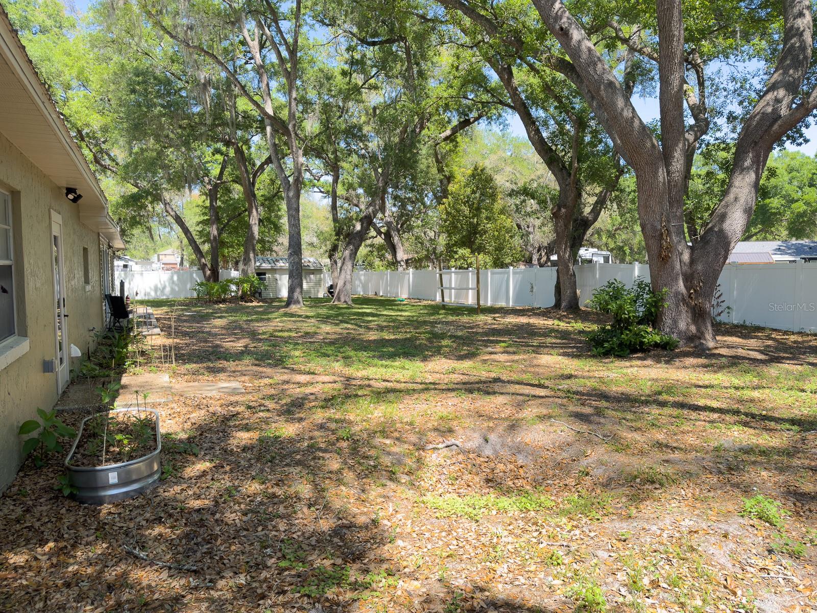 207 MANDARIN LN, FRUITLAND PARK, FL — photo 135