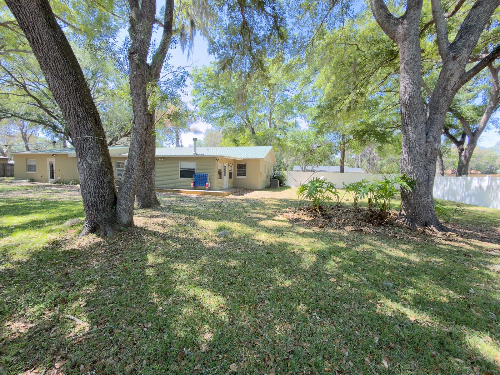 207 MANDARIN LN, FRUITLAND PARK, FL — photo 137