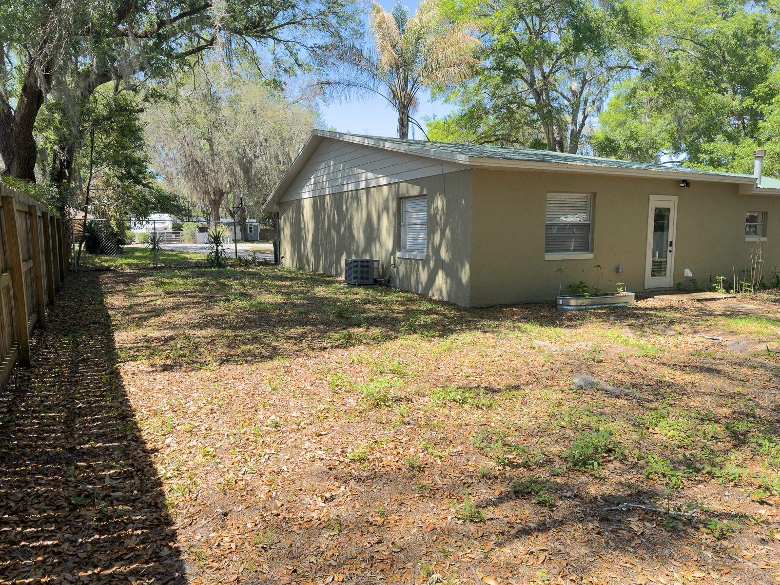 207 MANDARIN LN, FRUITLAND PARK, FL — photo 148
