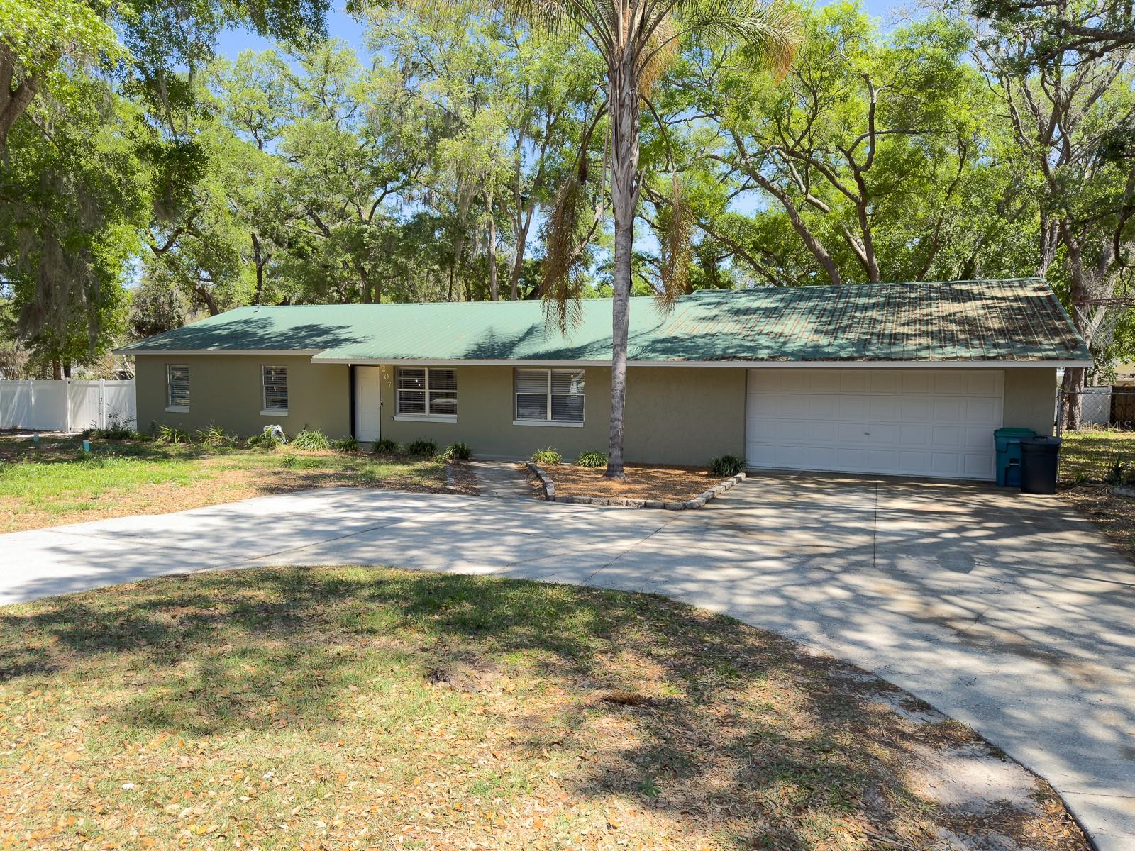 207 MANDARIN LN, FRUITLAND PARK, FL — photo 5