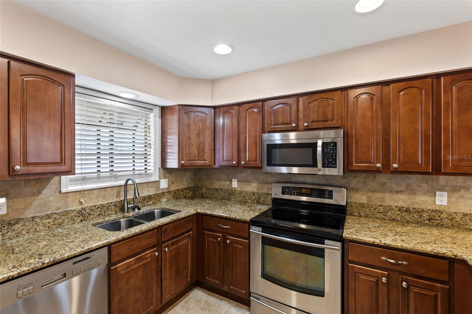 940 DOUGLAS AVE ## 201, ALTAMONTE SPRINGS, FL — photo 4