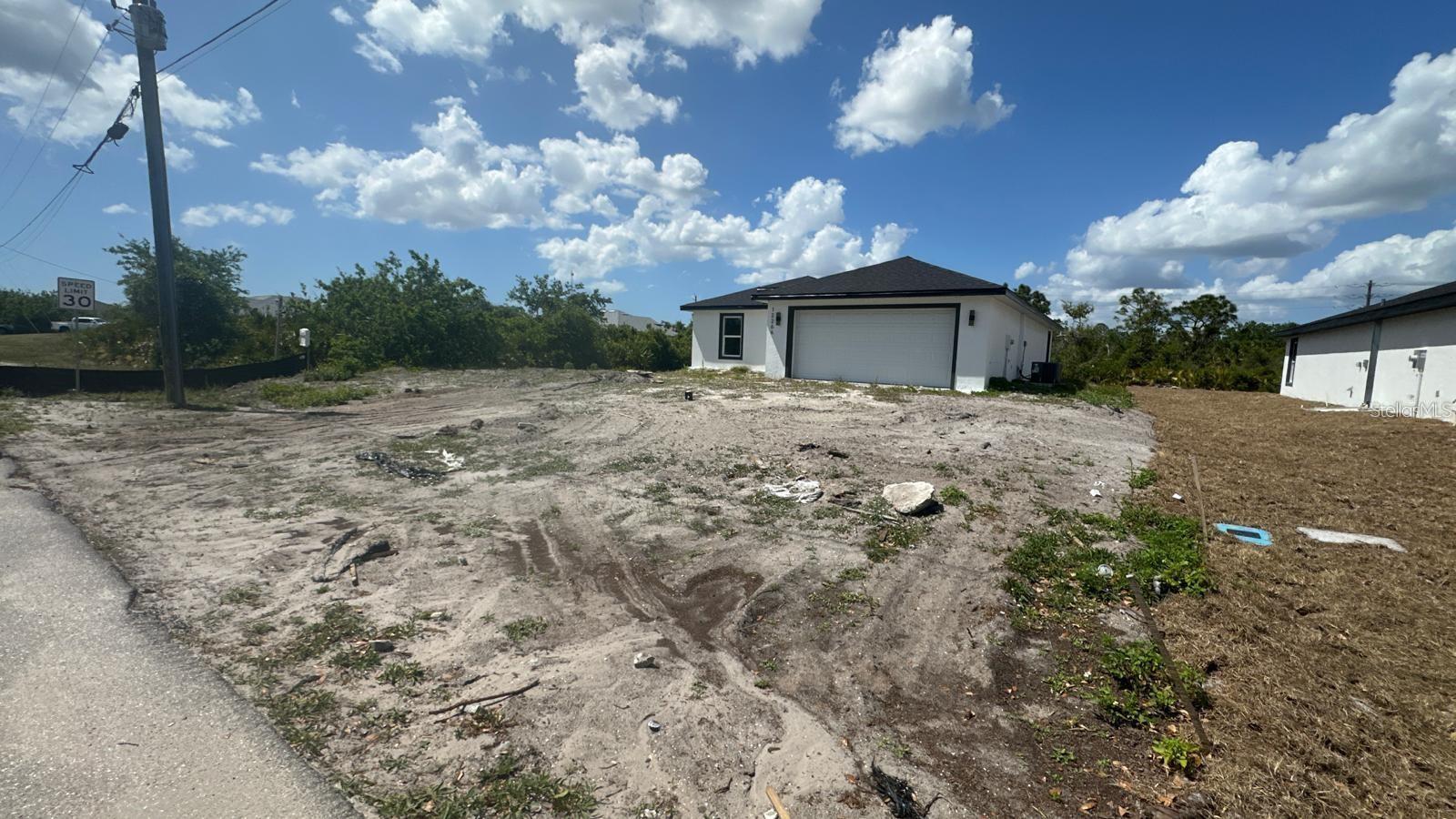 12266 EDWARDS RD, PORT CHARLOTTE, FL — photo 2