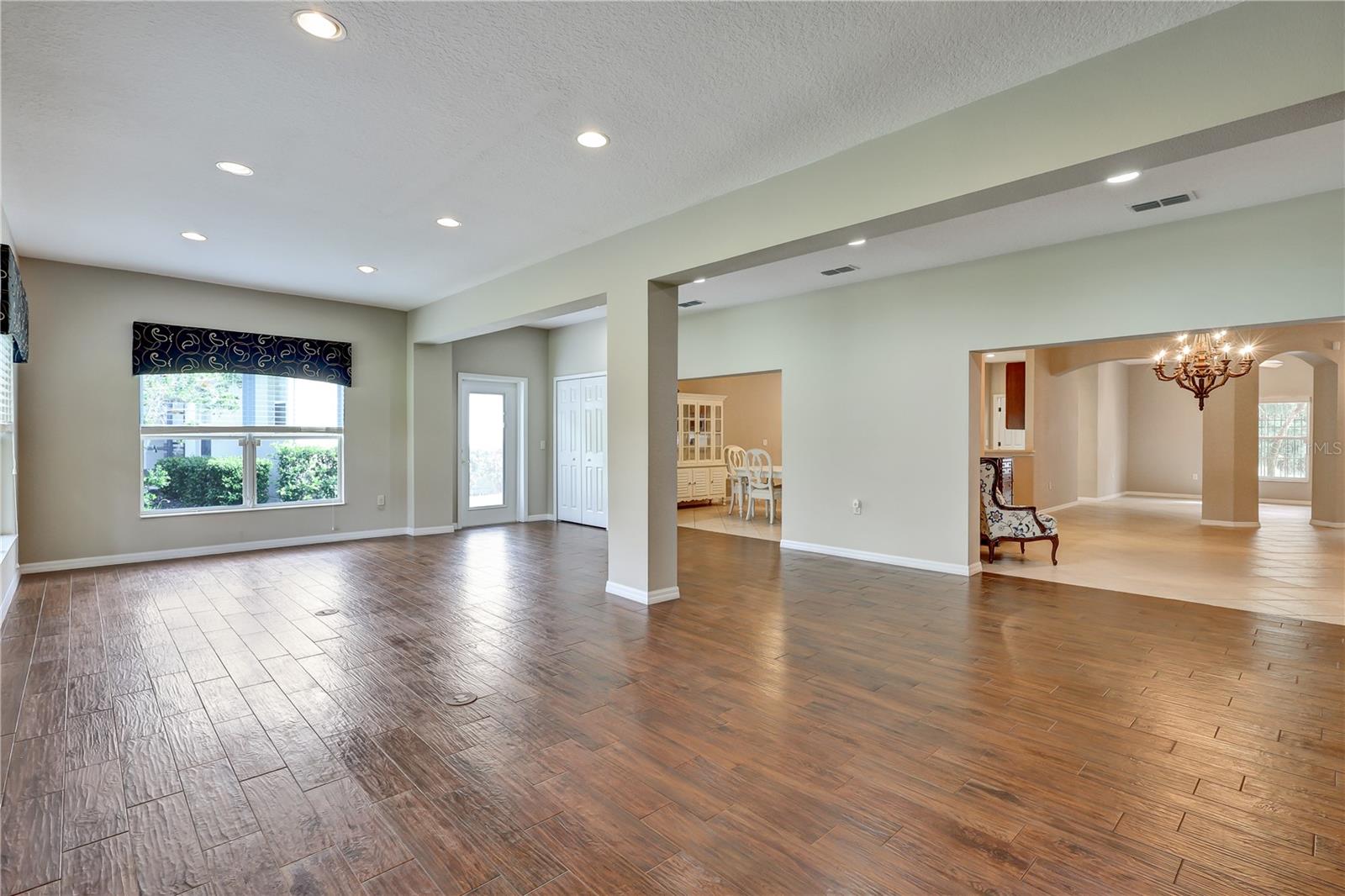 352 HAMRICK DR, KISSIMMEE, FL — photo 25