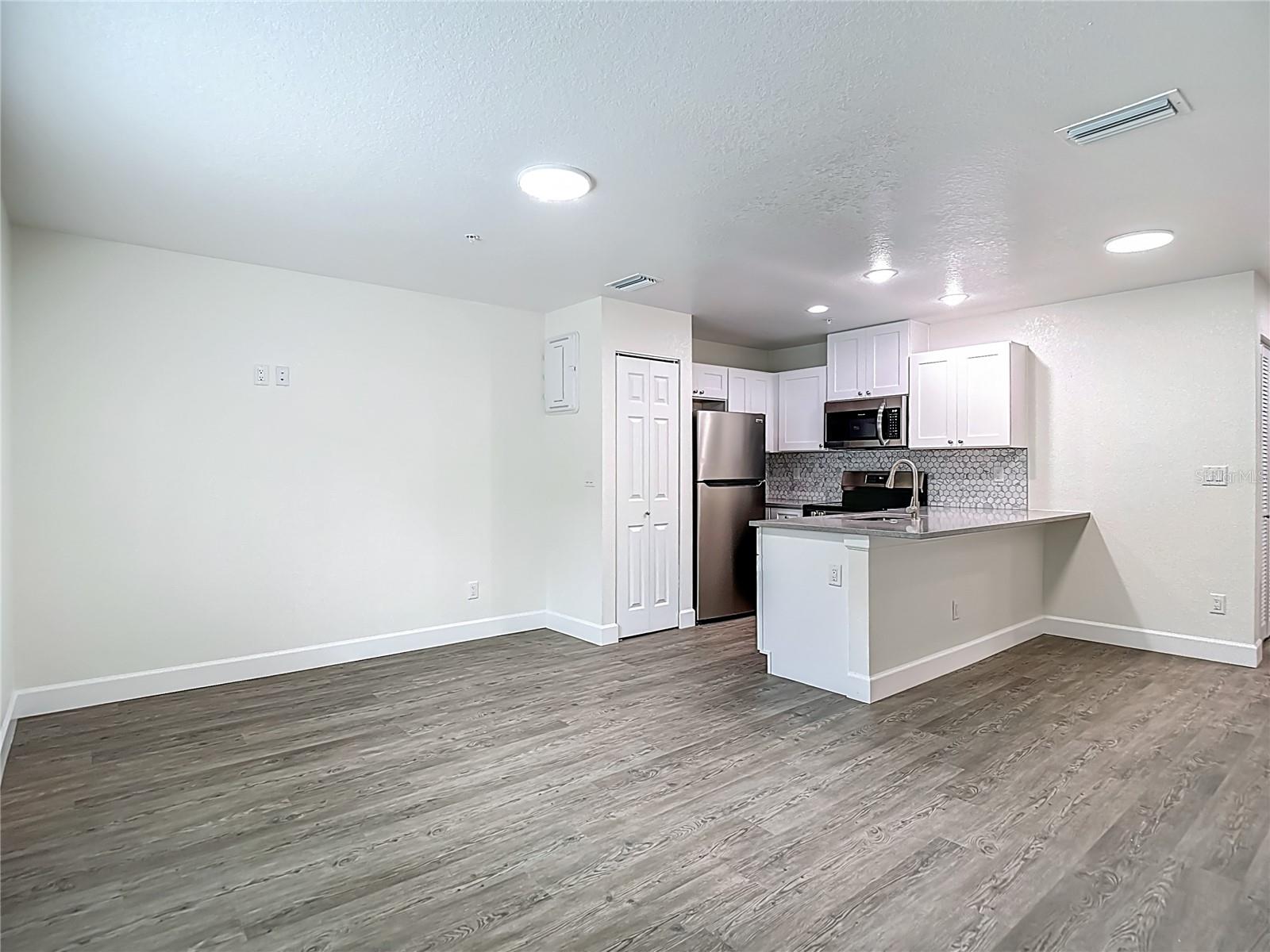 326 S GROSSE AVE #2, TARPON SPRINGS, FL — photo 10