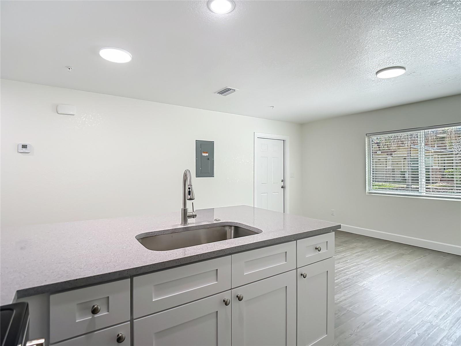 326 S GROSSE AVE #2, TARPON SPRINGS, FL — photo 18