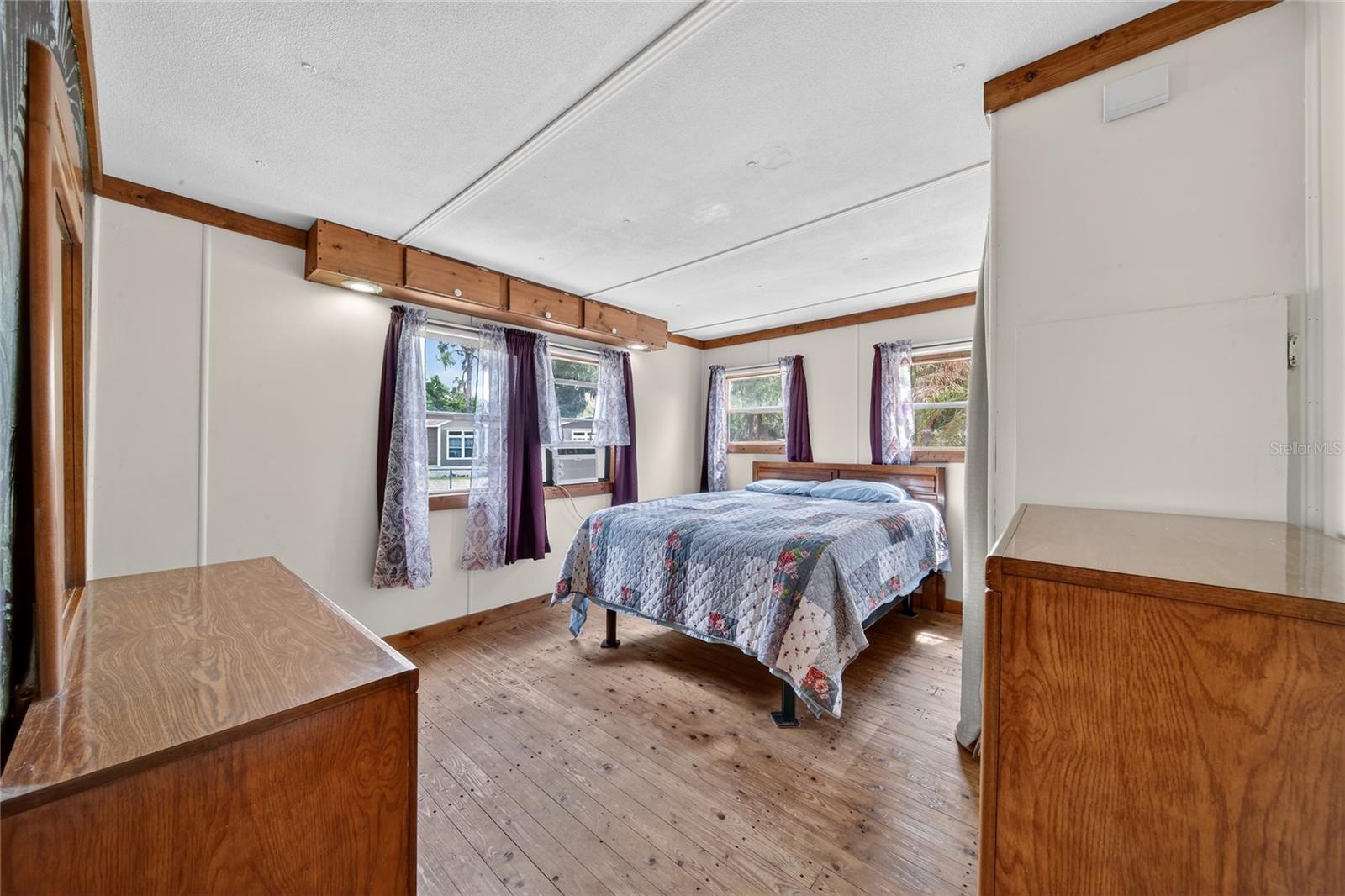 4710 VILLAGE DR, LAKELAND, FL — photo 19