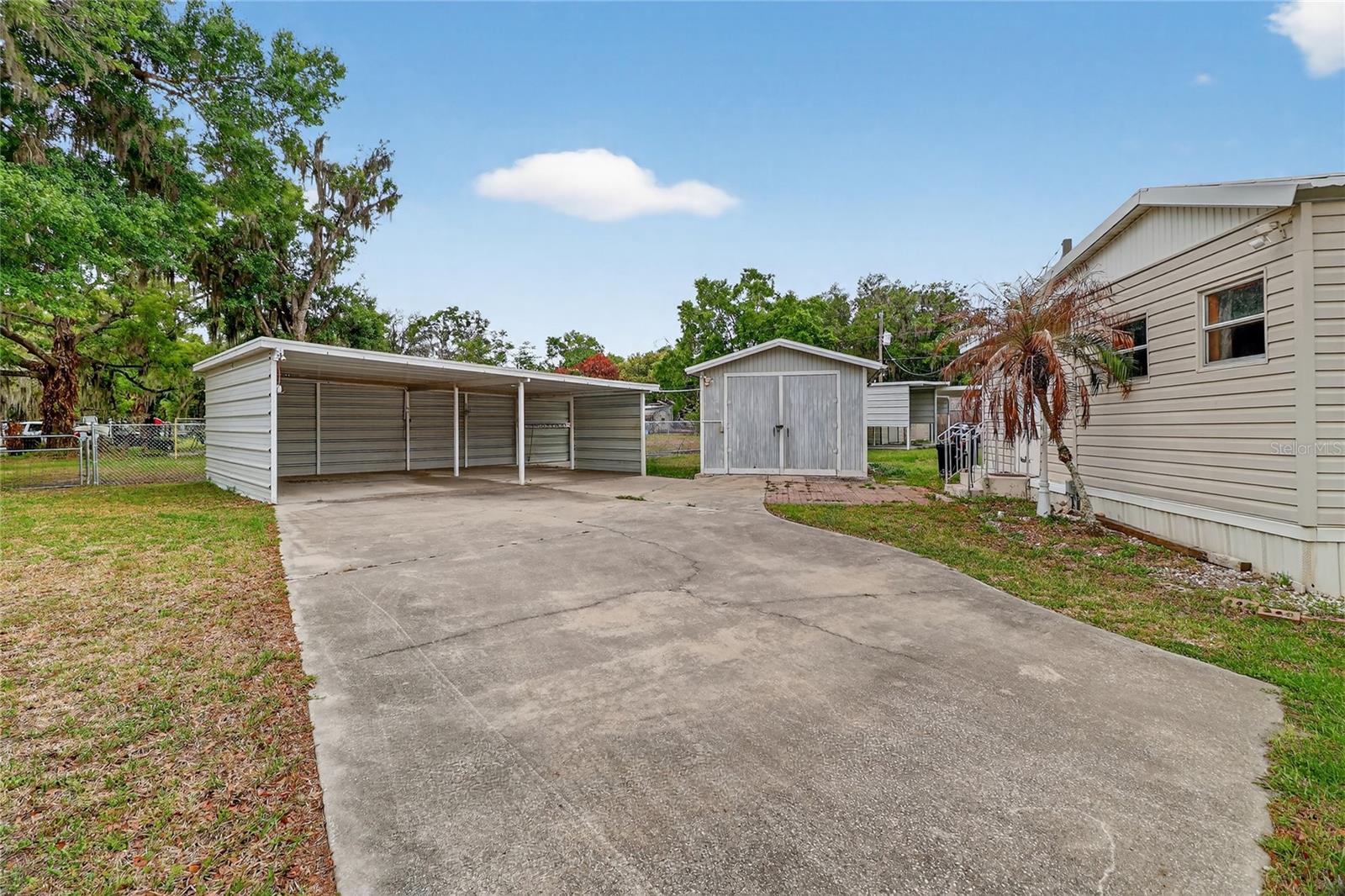 4710 VILLAGE DR, LAKELAND, FL — photo 21