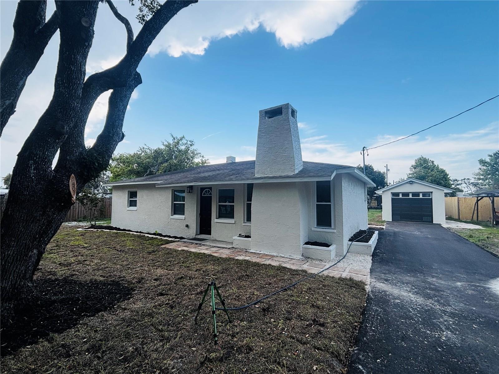 37421 LUPINE DR, ZEPHYRHILLS, FL — photo 3