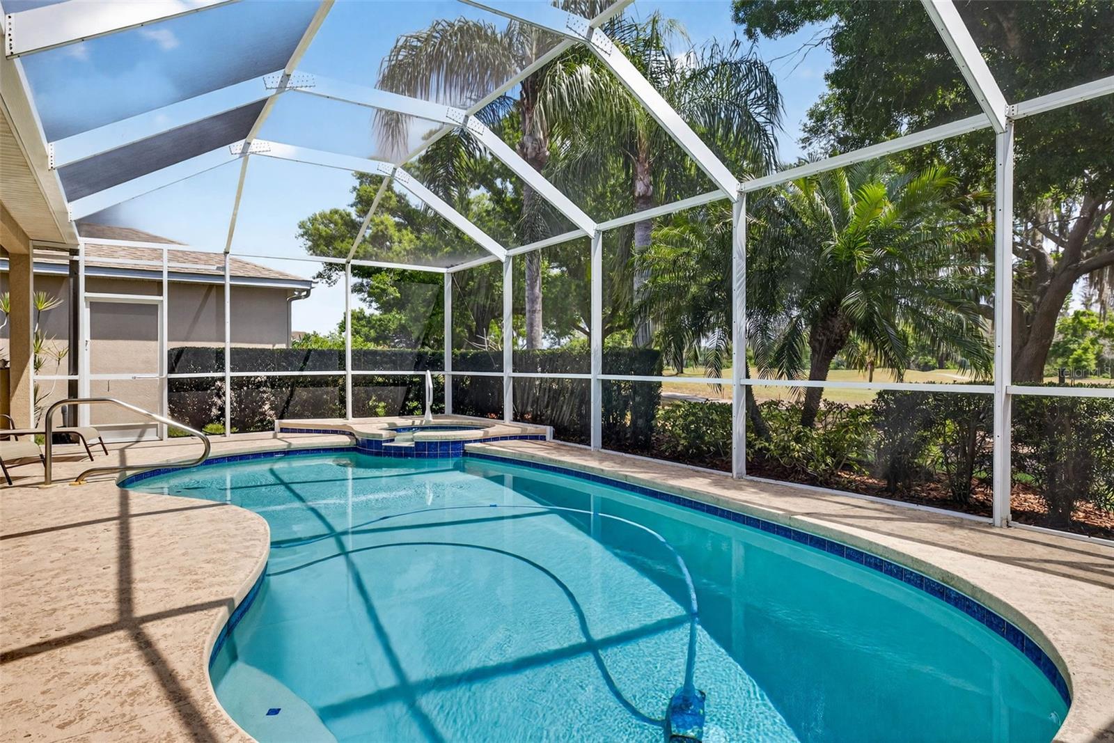 3819 SALIDA DELSOL DR, SUN CITY CENTER, FL — photo 4