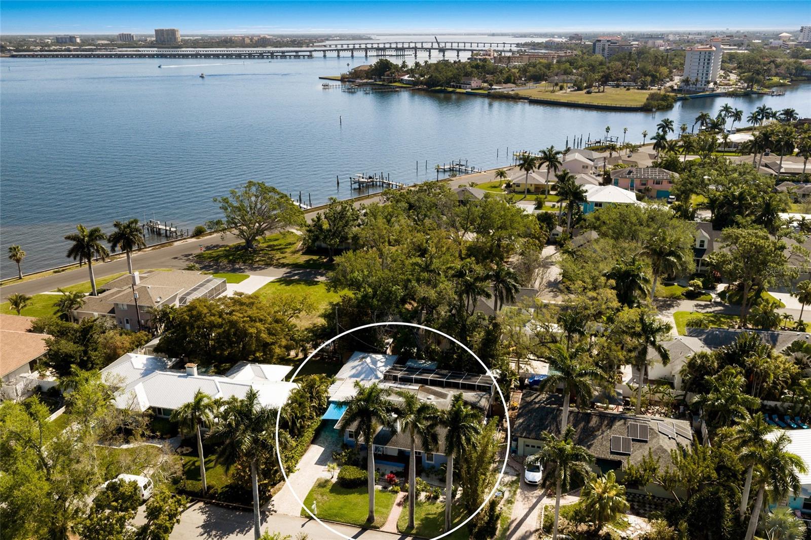 104 24TH ST NW, BRADENTON, FL