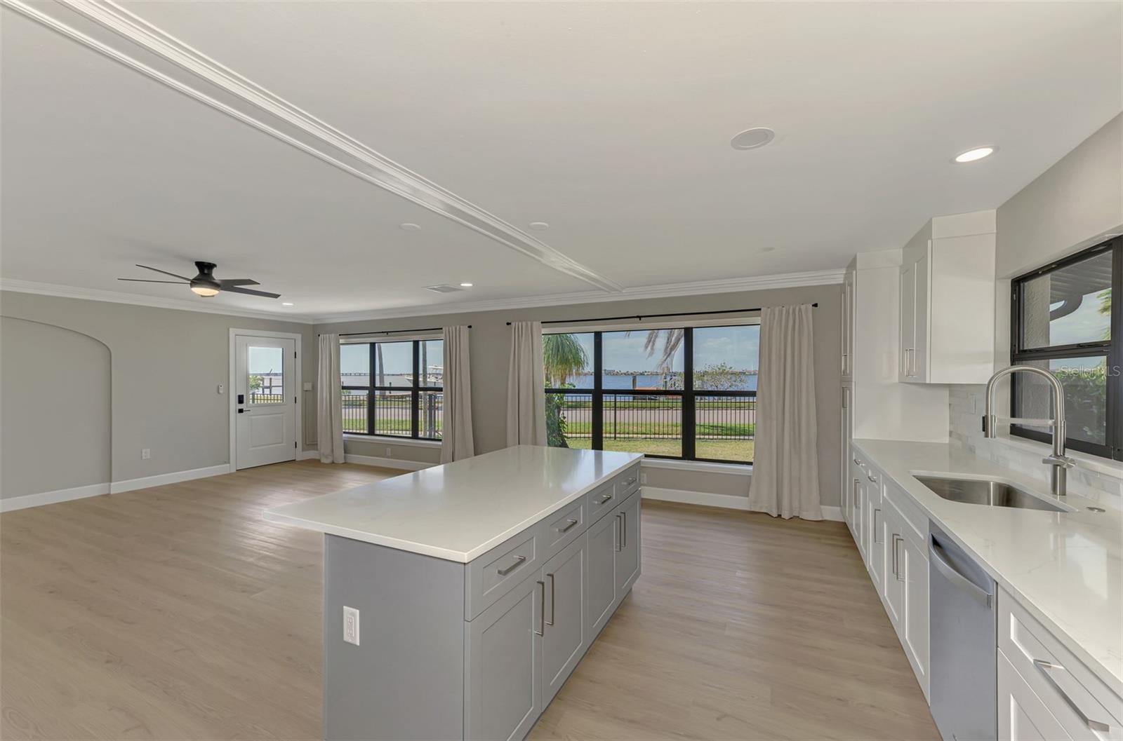 1822 RIVERSIDE DR E, BRADENTON, FL — photo 13