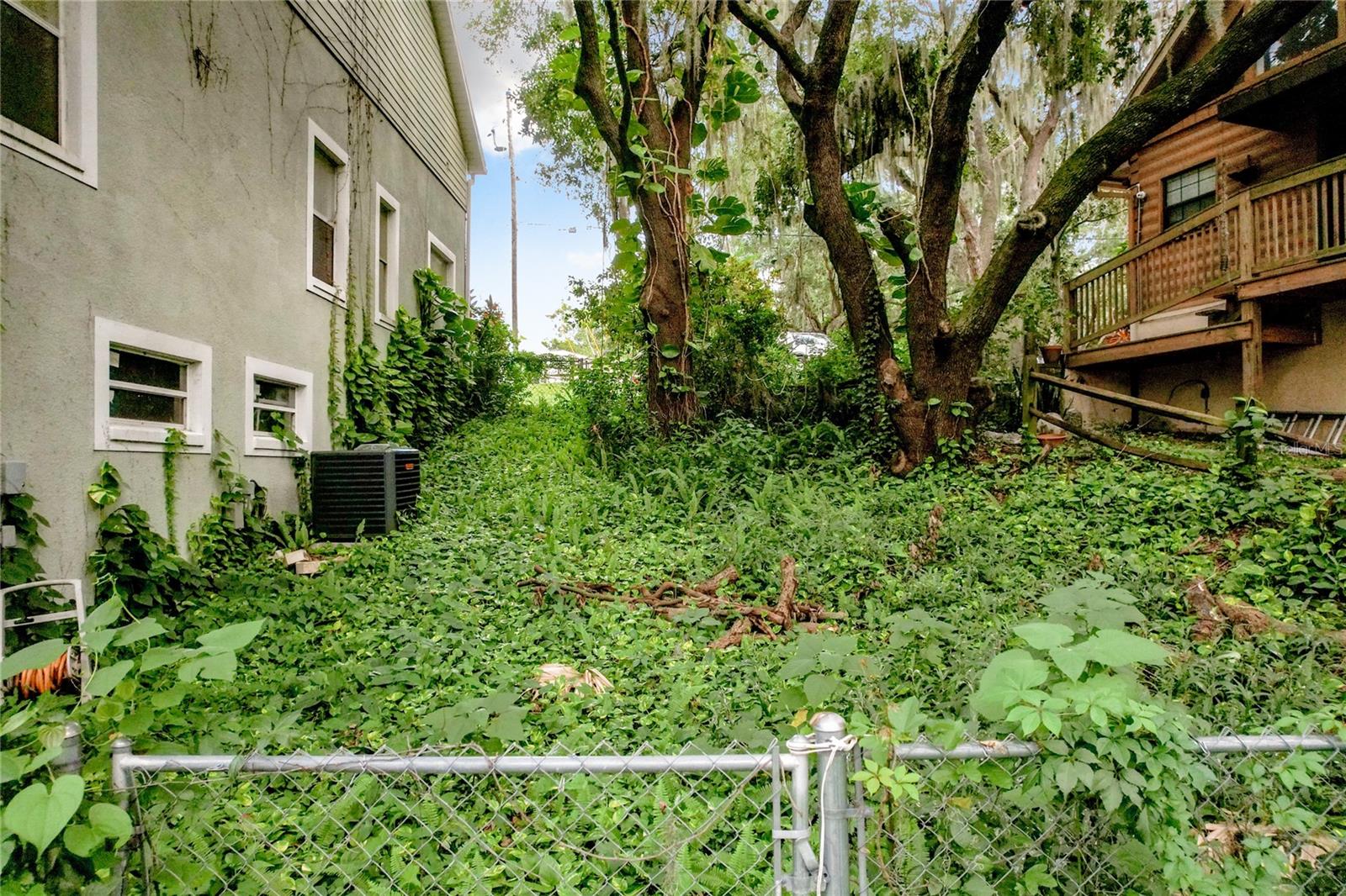 132 ORANGE AVE, CLERMONT, FL — photo 104