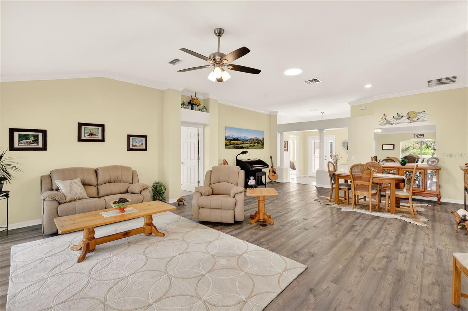 416 CARRERA DR, THE VILLAGES, FL — photo 8
