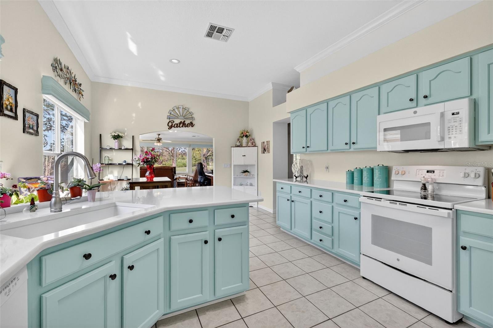 416 CARRERA DR, THE VILLAGES, FL — photo 24