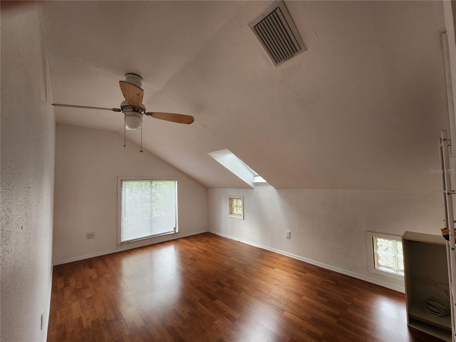 3401 E SLIGH AVE, TAMPA, FL — photo 41