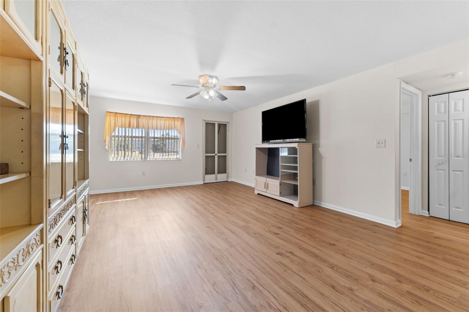 1950 59TH AVE N #114, ST PETERSBURG, FL — photo 7