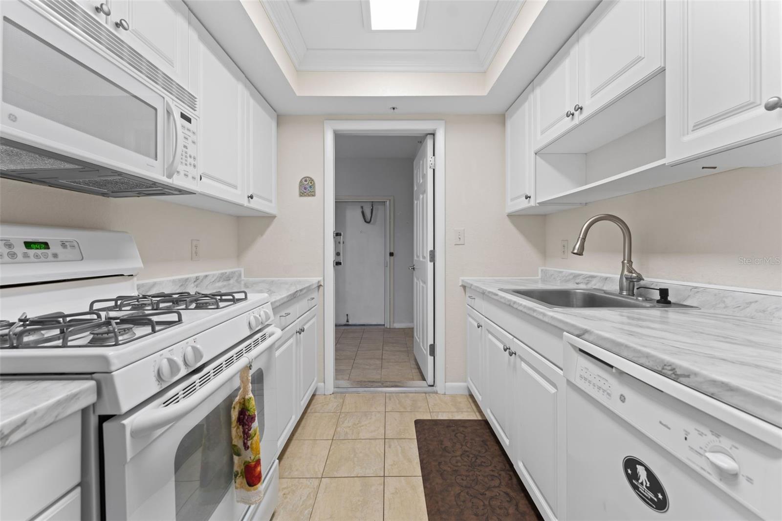 1950 59TH AVE N #114, ST PETERSBURG, FL — photo 9