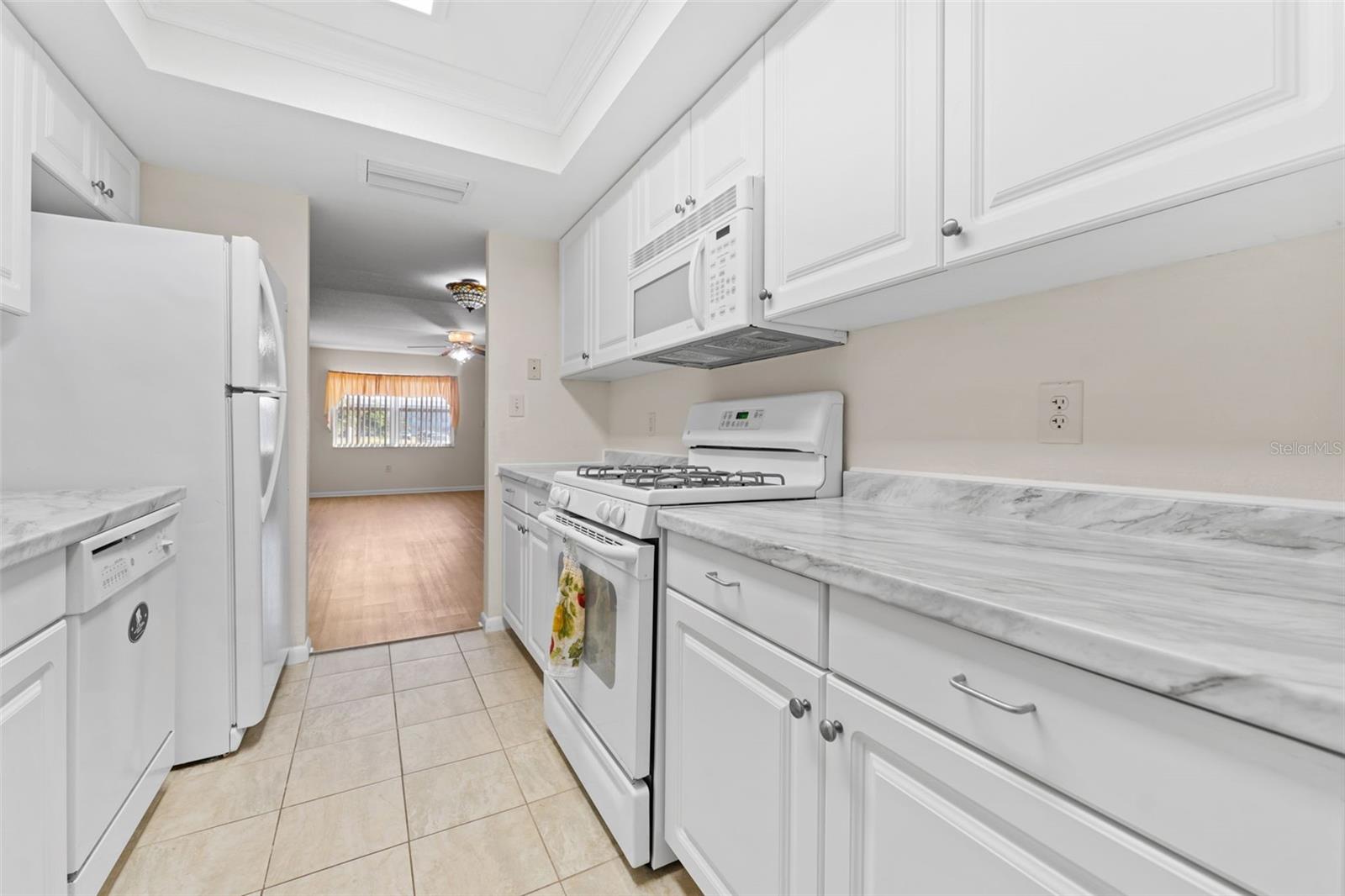 1950 59TH AVE N #114, ST PETERSBURG, FL — photo 11