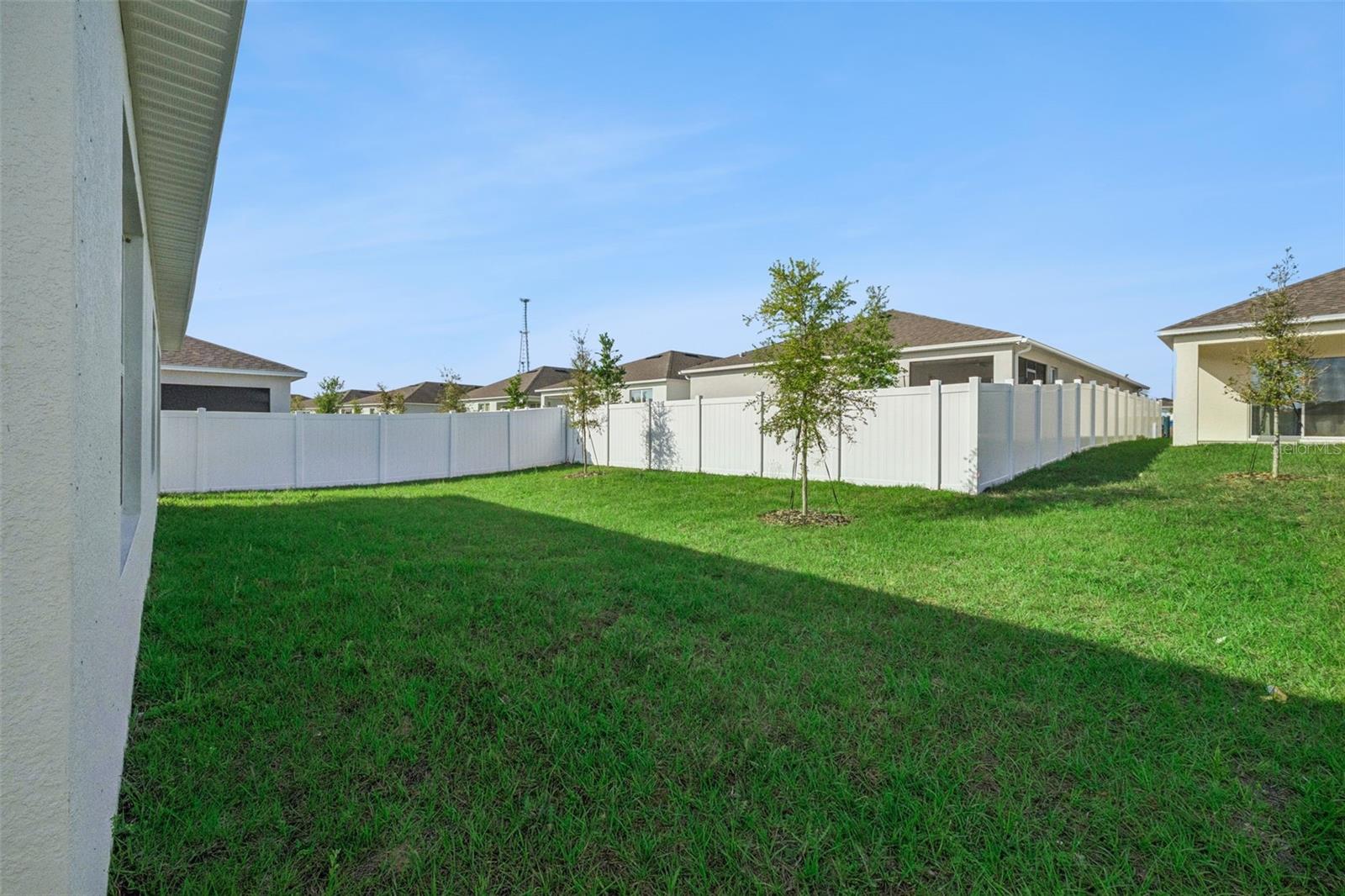 3515 NETTLE LOOP, TAVARES, FL — photo 28