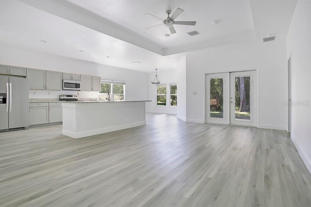 2498 MITCHELL AVE, MIMS, FL — photo 5