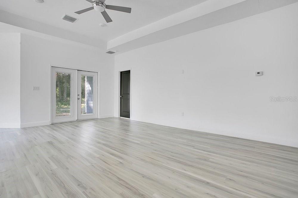 2498 MITCHELL AVE, MIMS, FL — photo 6