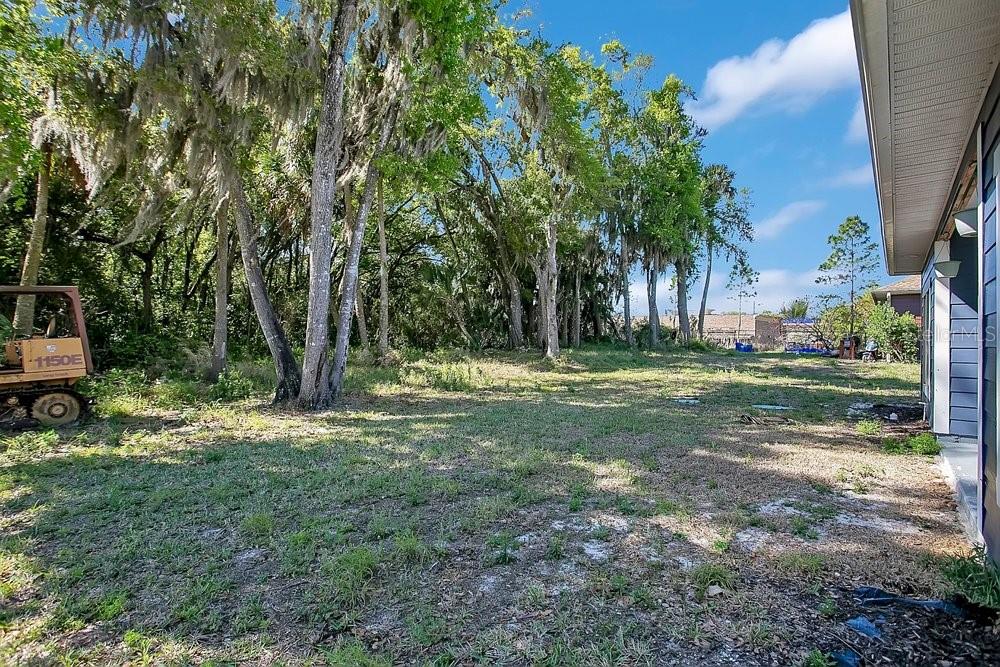 2498 MITCHELL AVE, MIMS, FL — photo 21