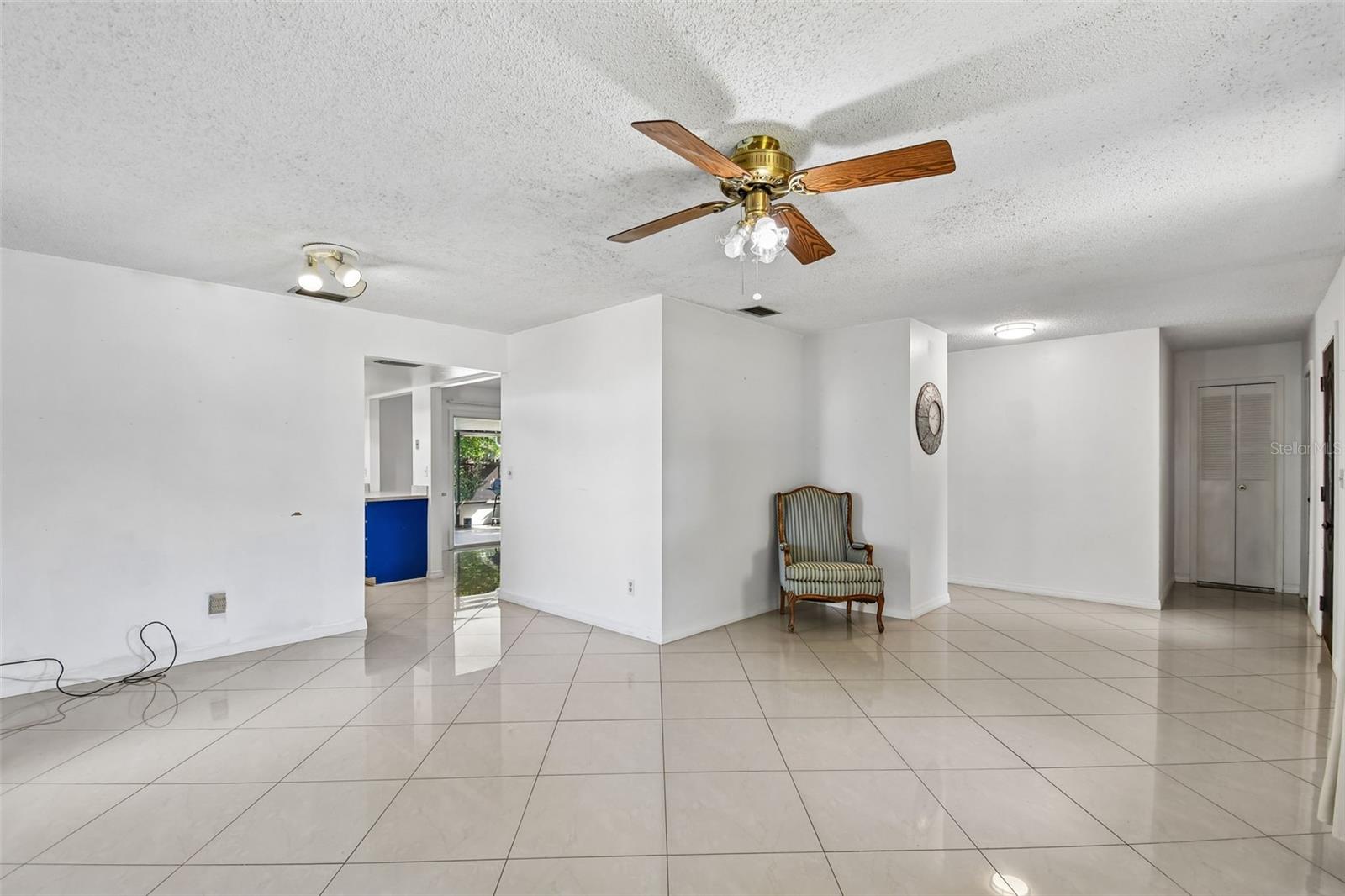 13635 BERKSHIRE CT, GRAND ISLAND, FL — photo 6