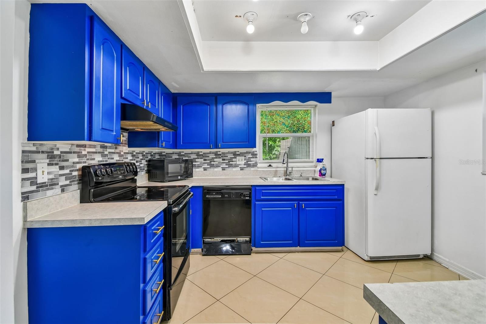 13635 BERKSHIRE CT, GRAND ISLAND, FL — photo 14
