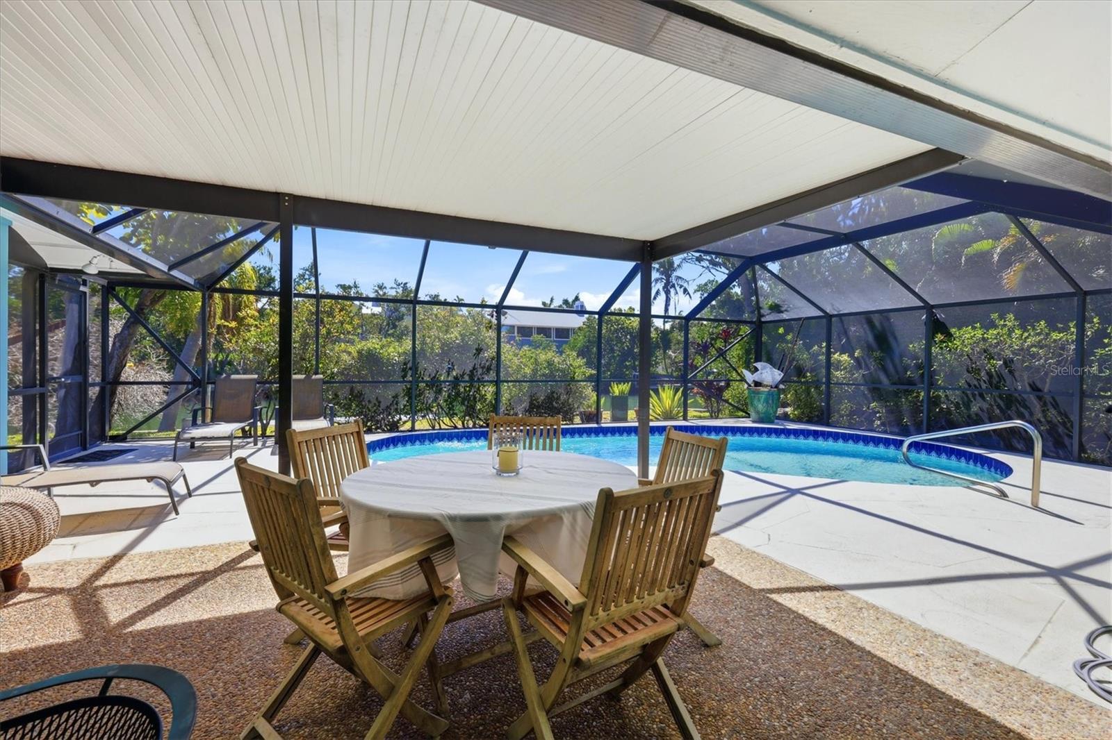 616 LYONS LN, LONGBOAT KEY, FL — photo 32