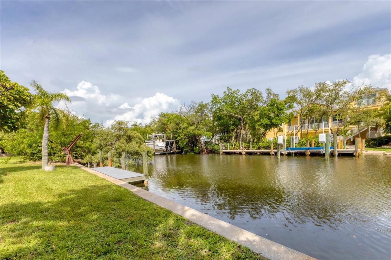 616 LYONS LN, LONGBOAT KEY, FL — photo 37