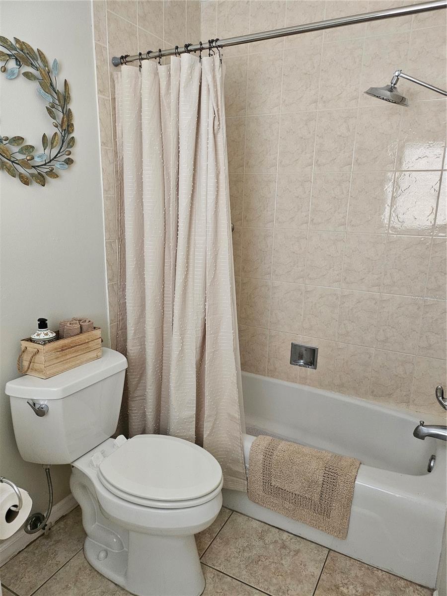 220 PARK BLVD N #202, VENICE, FL — photo 6