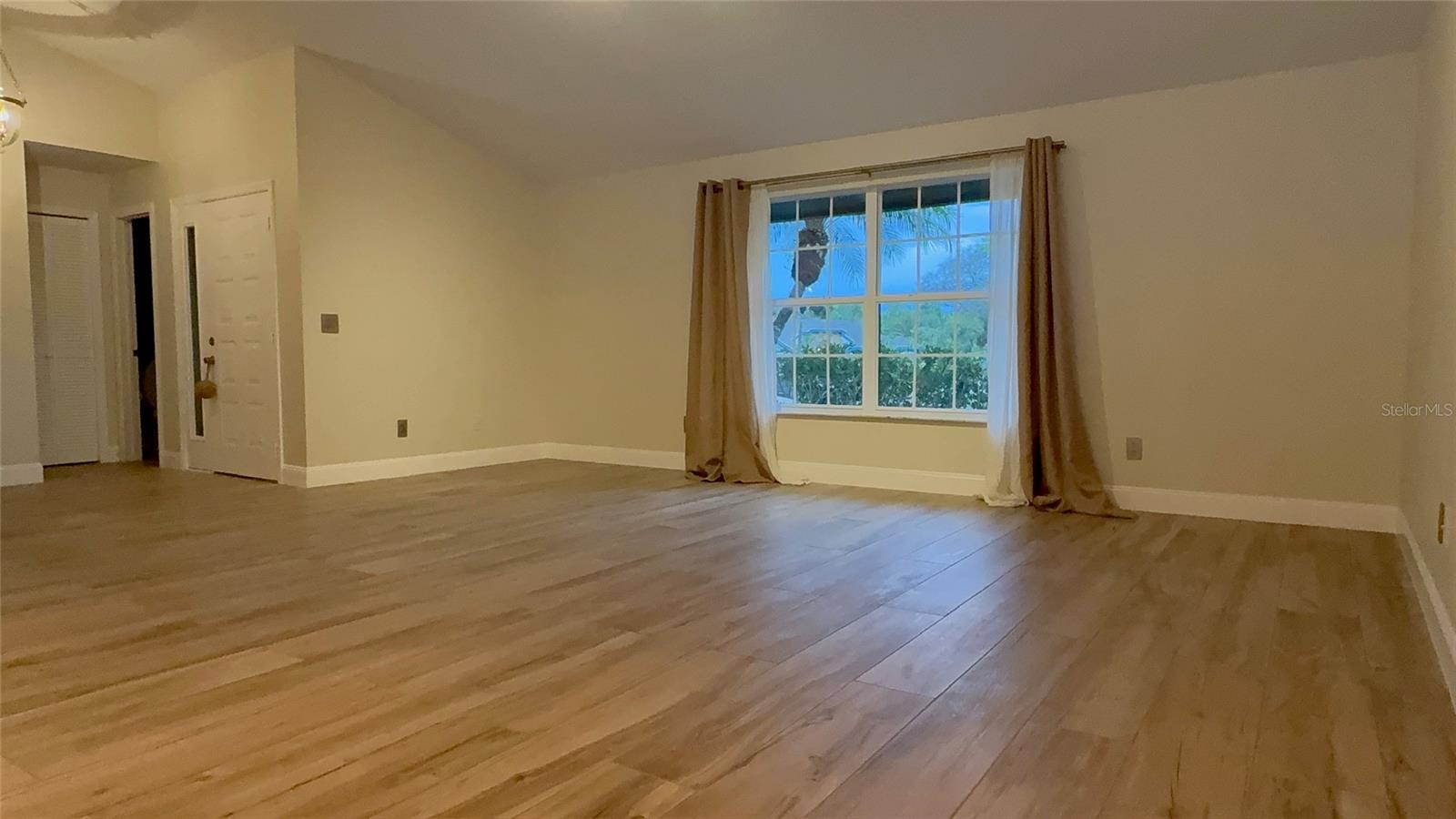 9115 BAY SIDE CT, ORLANDO, FL — photo 41