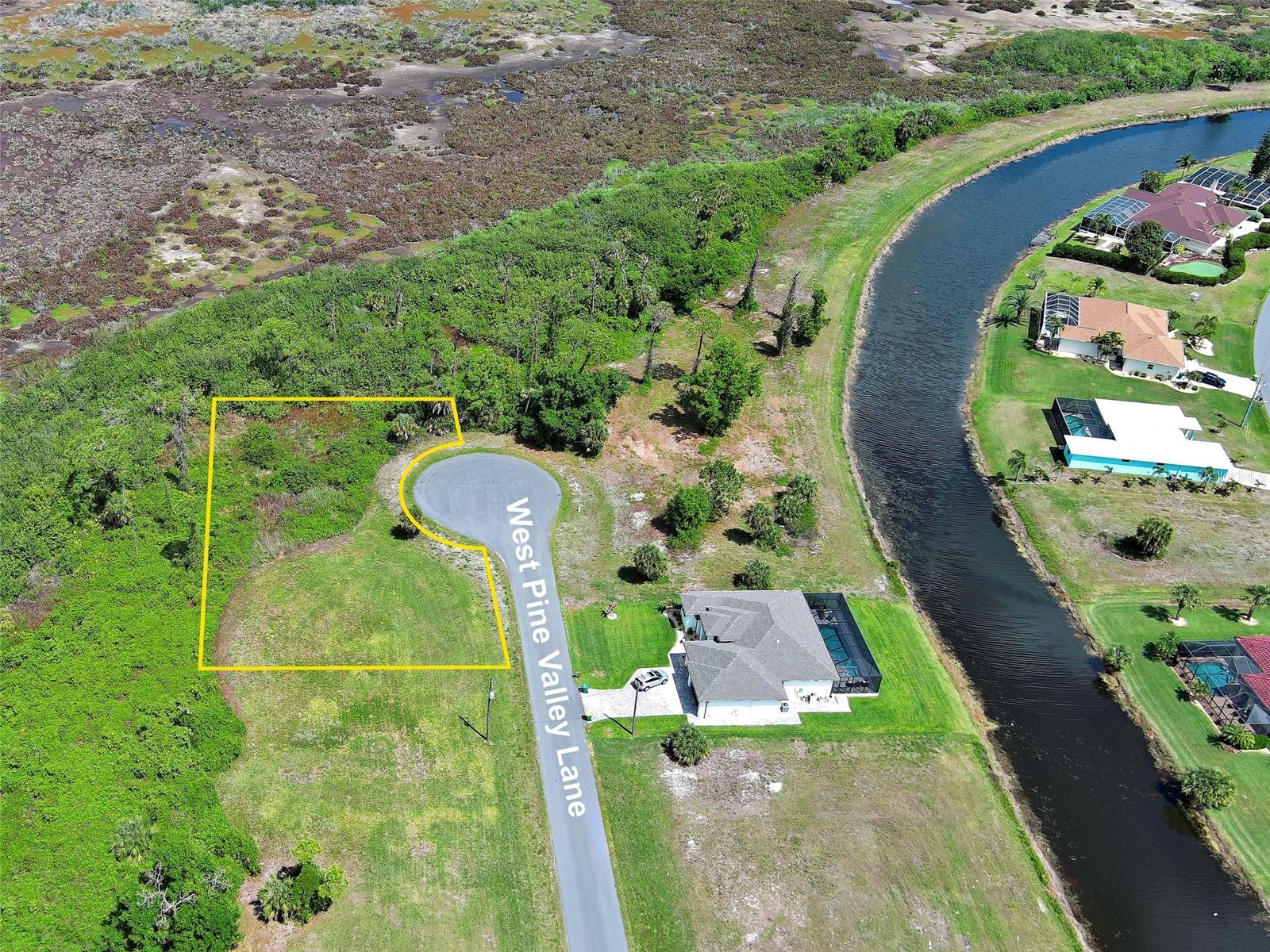 171 W PINE VALLEY LN, ROTONDA WEST, FL — photo 3