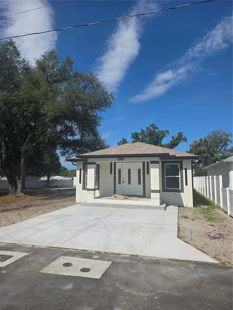 3702 SMITH ST, TAMPA, FL — photo 3