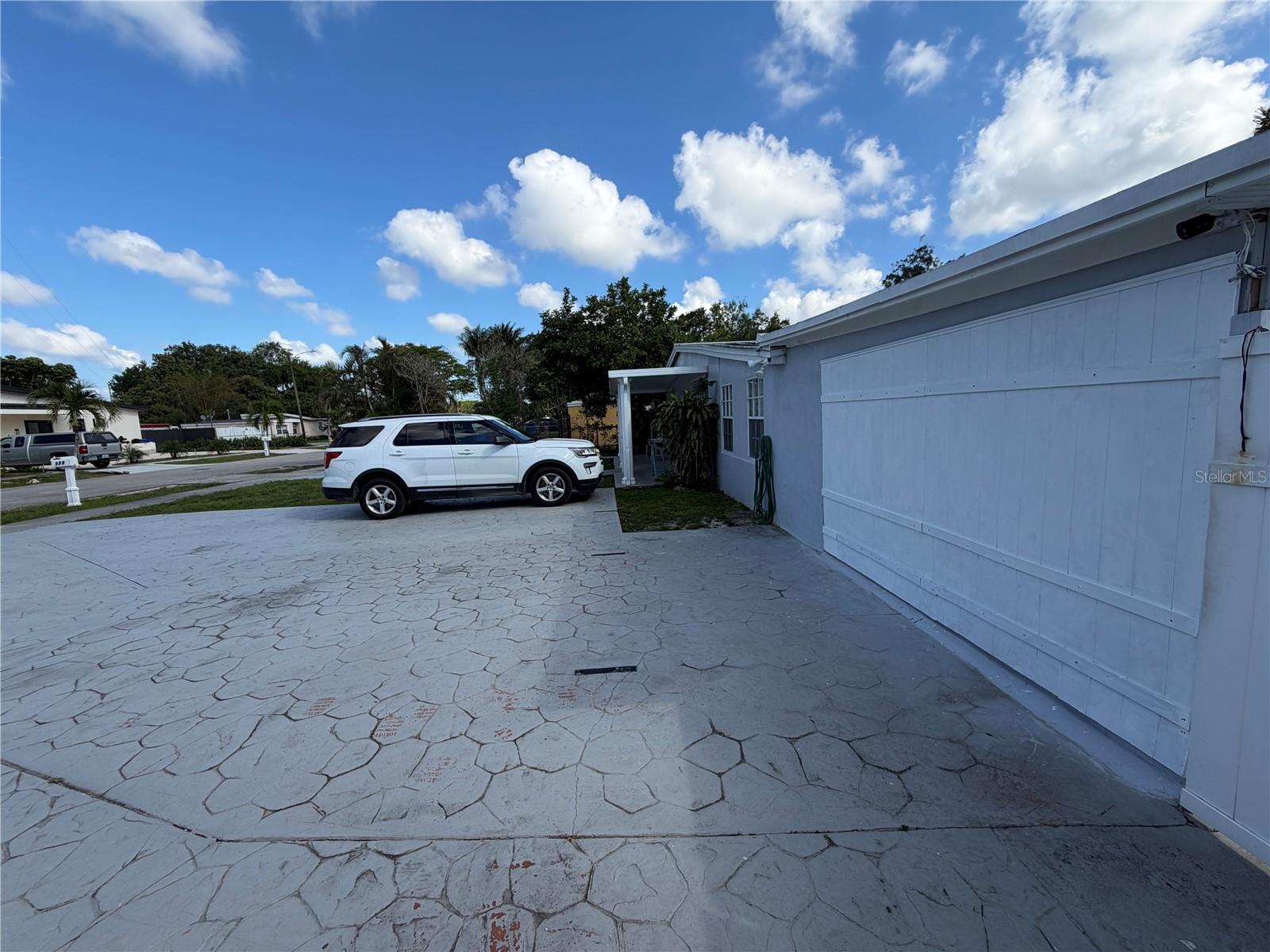 126 MIAMI GARDENS RD, WEST PARK, FL — photo 5