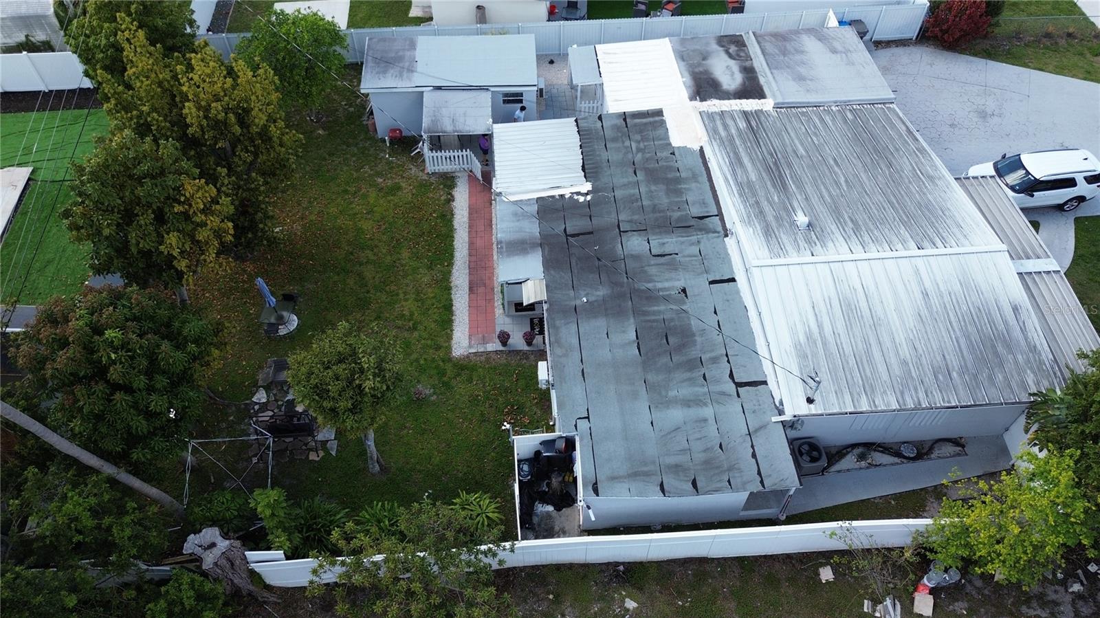 126 MIAMI GARDENS RD, WEST PARK, FL — photo 6
