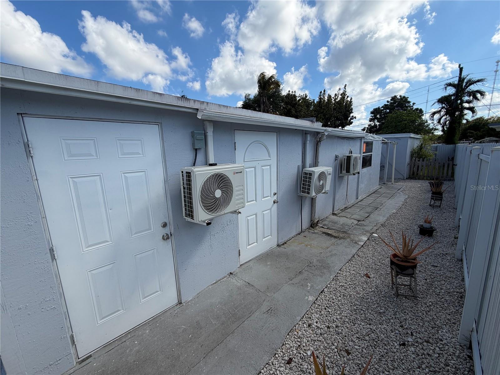 126 MIAMI GARDENS RD, WEST PARK, FL — photo 8