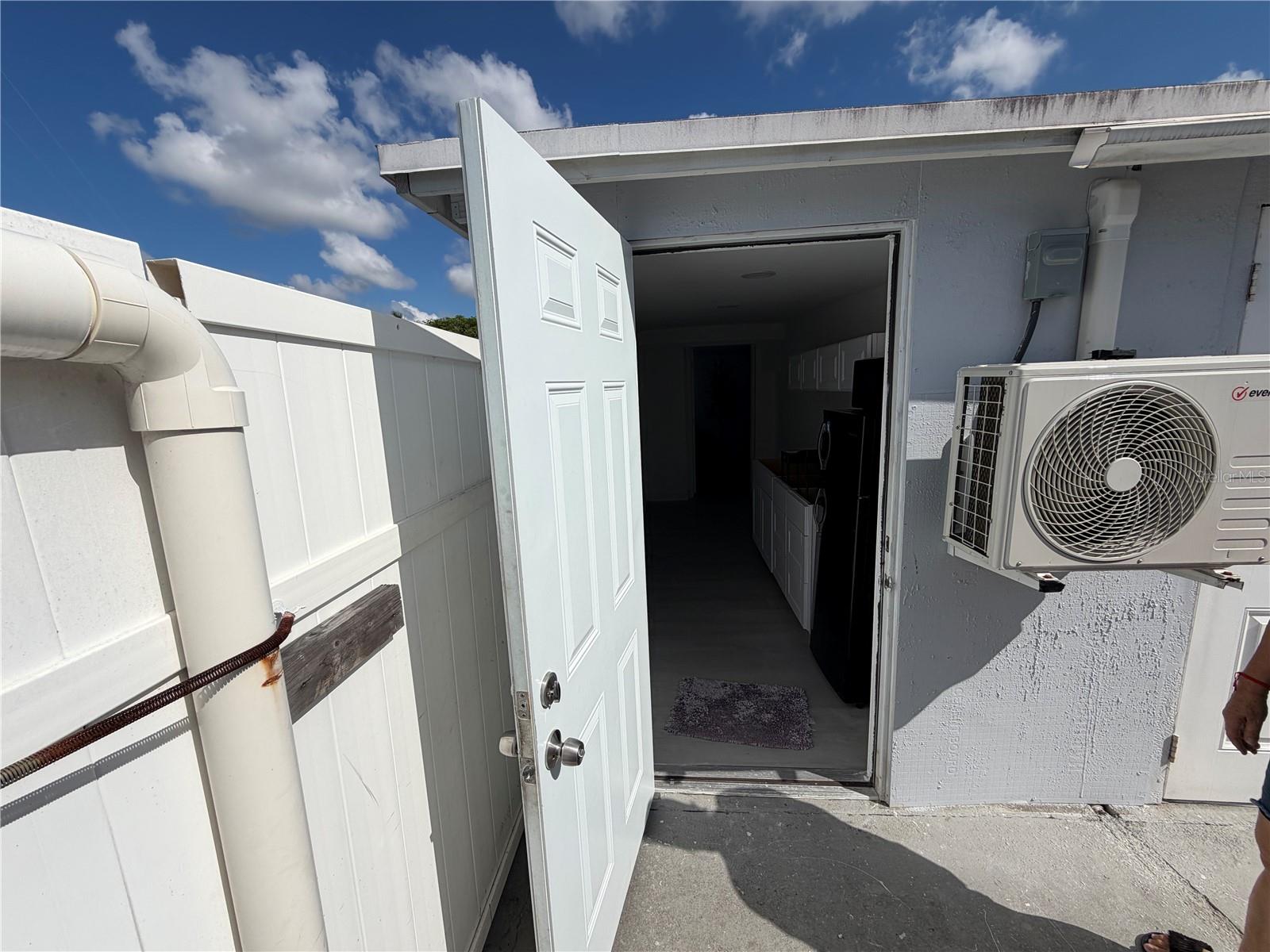 126 MIAMI GARDENS RD, WEST PARK, FL — photo 9