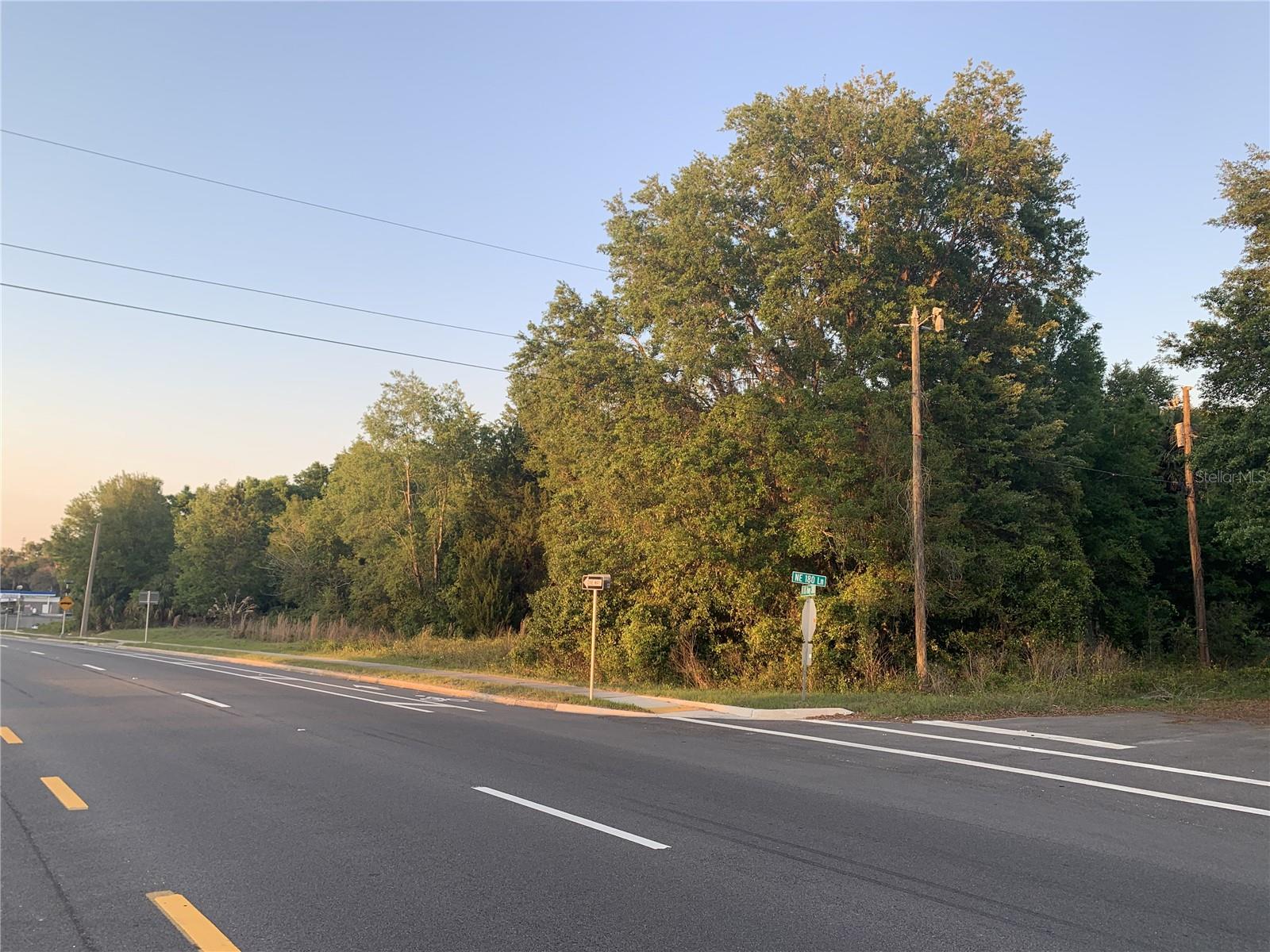 18111 N US HWY 301, CITRA, FL — photo 17