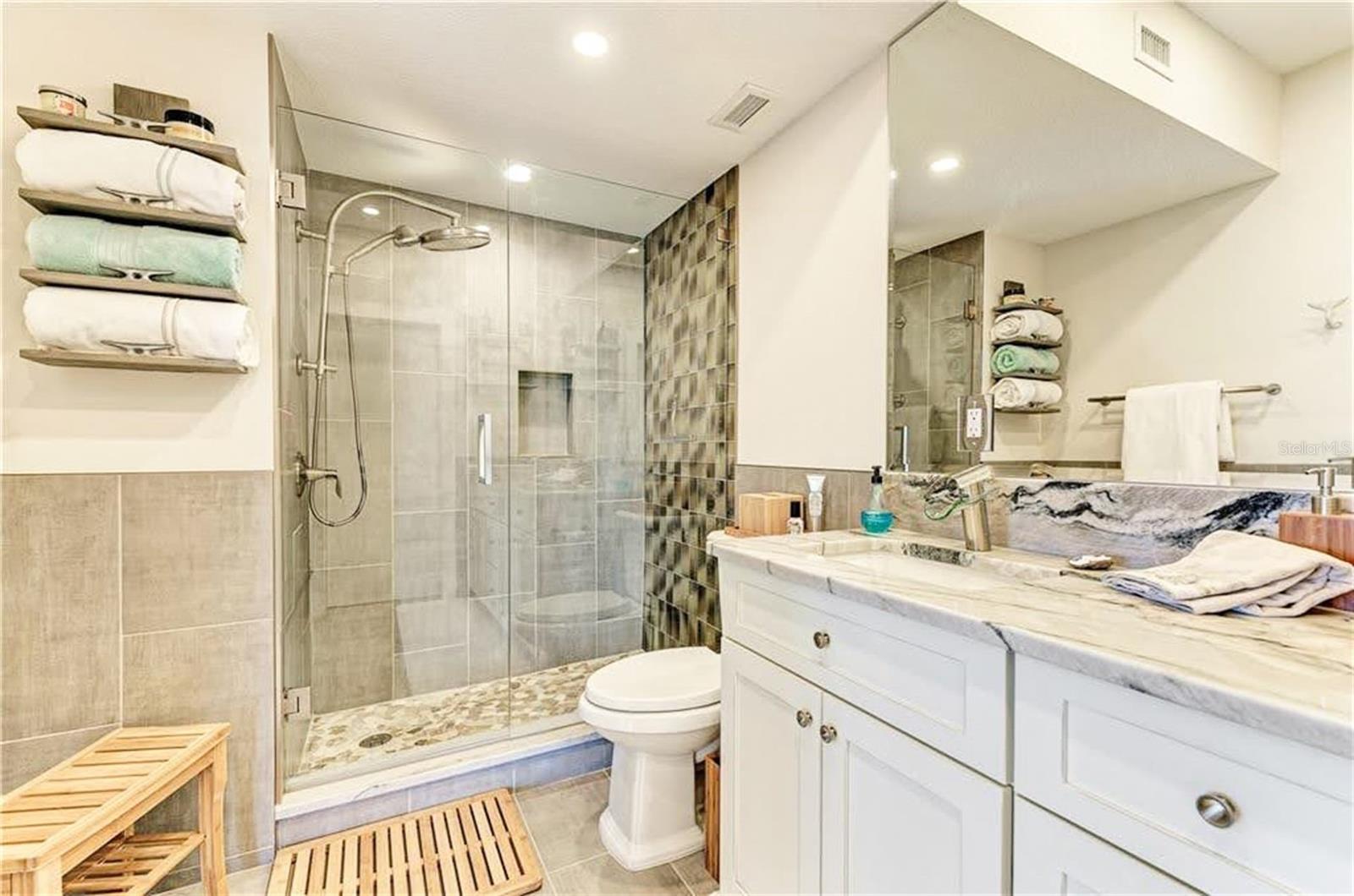 1 BENJAMIN FRANKLIN DR #3, SARASOTA, FL — photo 9