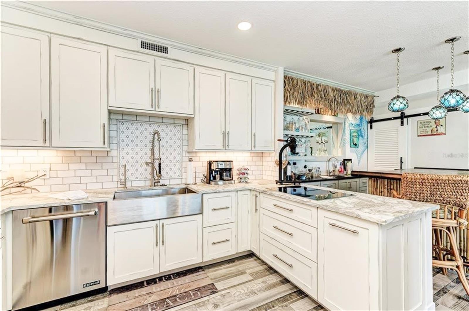 1 BENJAMIN FRANKLIN DR #3, SARASOTA, FL — photo 16