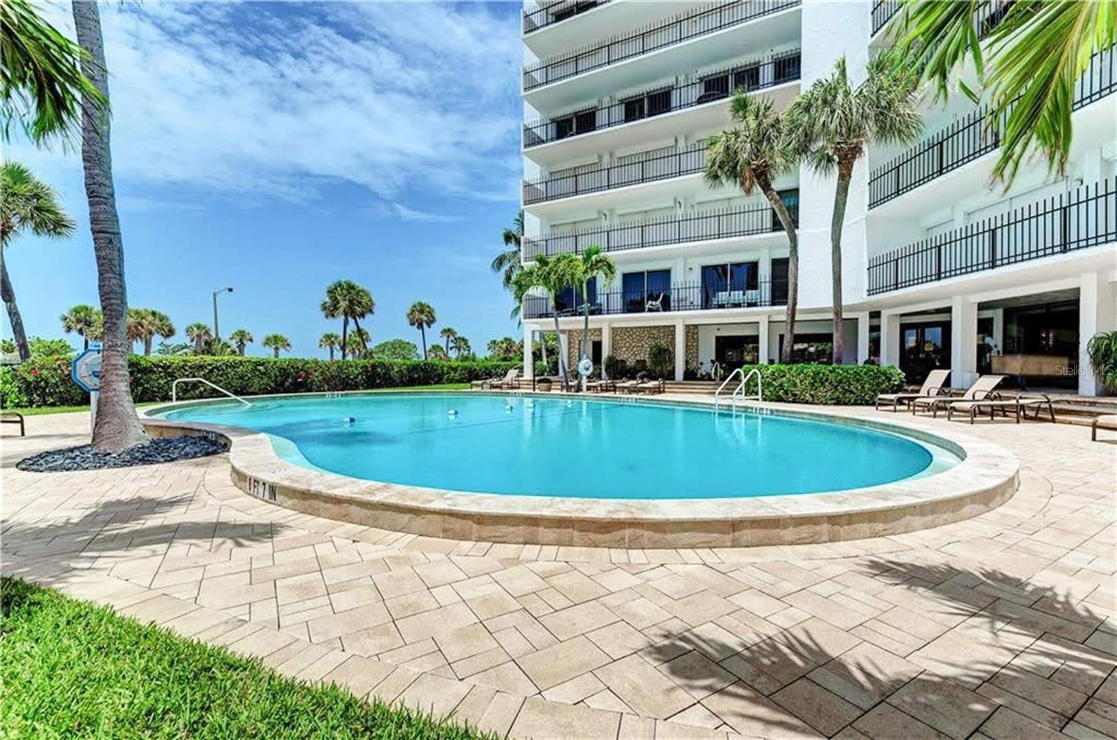1 BENJAMIN FRANKLIN DR #3, SARASOTA, FL — photo 3