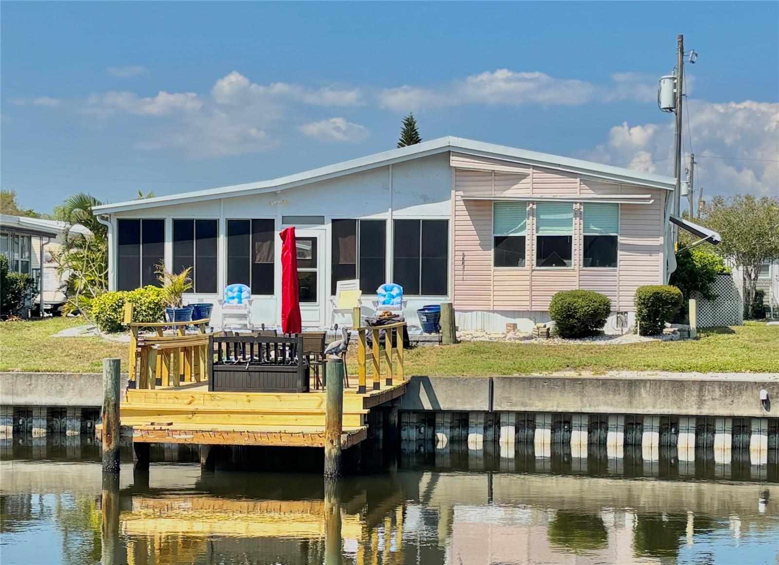 102 AMERICANA CT NE #206, ST PETERSBURG, FL — photo 2