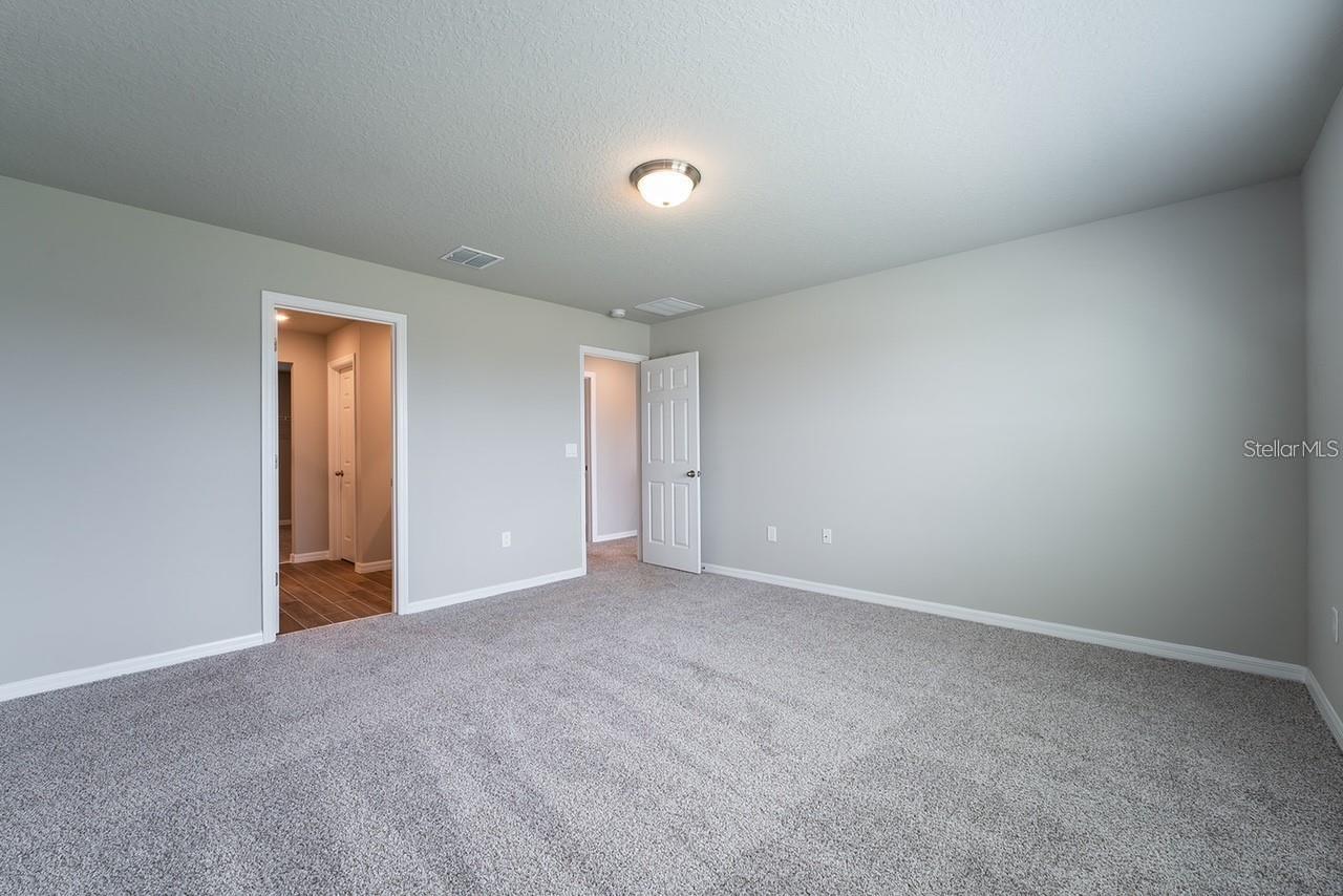 5252 SANDERS OAK TRL, ST CLOUD, FL — photo 18