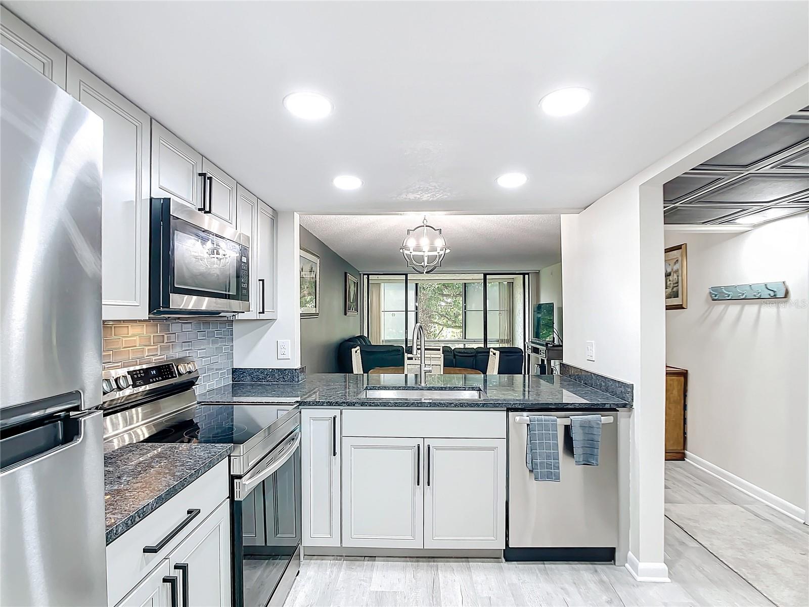 14130 ROSEMARY LN #3215, LARGO, FL — photo 34