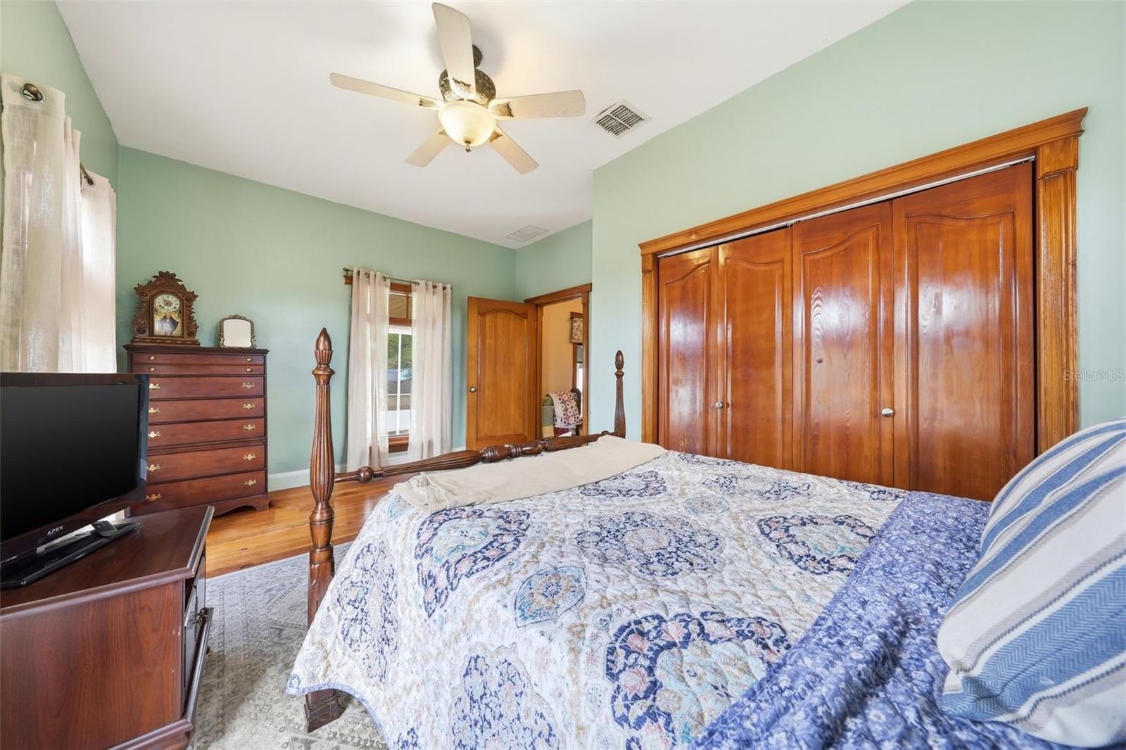 835 BUTCH CASSIDY LN, EUSTIS, FL — photo 109