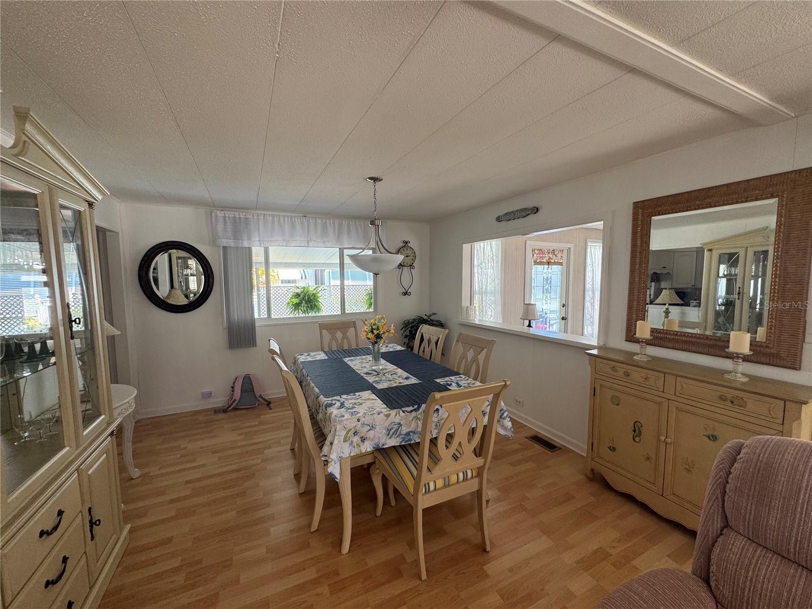 611 IRIS DRIVE, VENICE, FL — photo 4