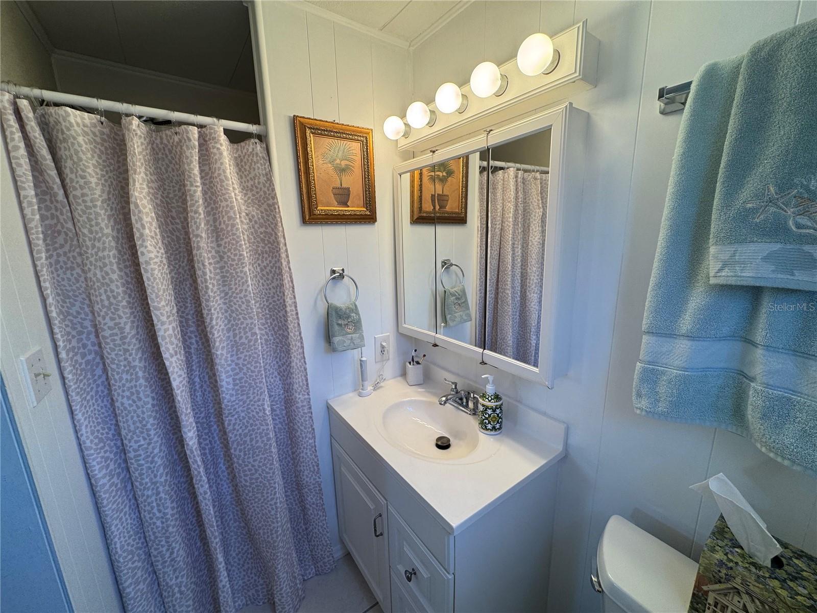 611 IRIS DRIVE, VENICE, FL — photo 8