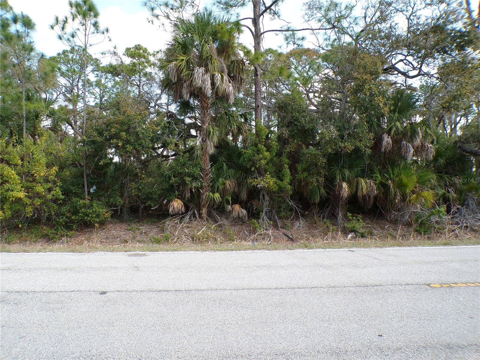 1316 BISCAYNE DR, PORT CHARLOTTE, FL